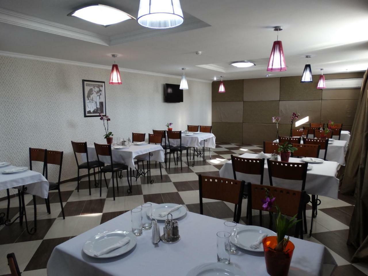 Hotel Laeti-Zhaiyk Atyraū Zewnętrze zdjęcie