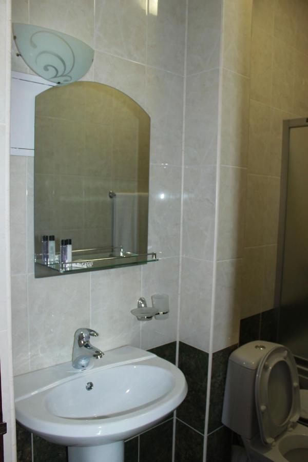 Hotel Laeti-Zhaiyk Atyraū Pokój zdjęcie